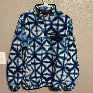 Patagonia Blue and White Patterned Jacket